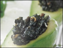 Aguacates Rellenos de Cuitlacoche Receta para las Fiestas Patrias