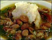 Frijoles con yerba de conejo- Receta Tradicional Oaxaque&ntilde;a