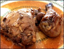 Pollo en Salsa de Hígado Yucateco - Receta Yucatanense