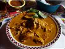 Conejo en Mole Amarillo