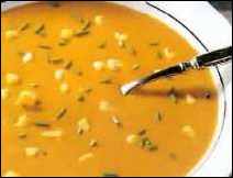 Sopa de Elote con Aguacate 