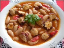 Habas Secas con Pulpo Receta Para Semana Santa