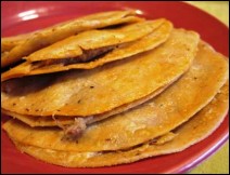 Tacos de Canasta de Frijol 
