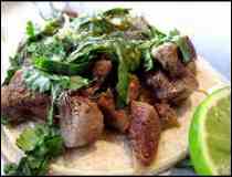Tacos de Lengua Baj&iacute;o - Receta Mexicana