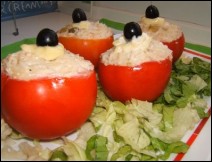 Apetitosos y Nutritivos Jitomates Rellenos - Rápida Receta Mexicana