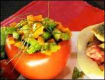 Jitomates Rellenos de Apio y Piña – Receta Mexicana Vegetariana 